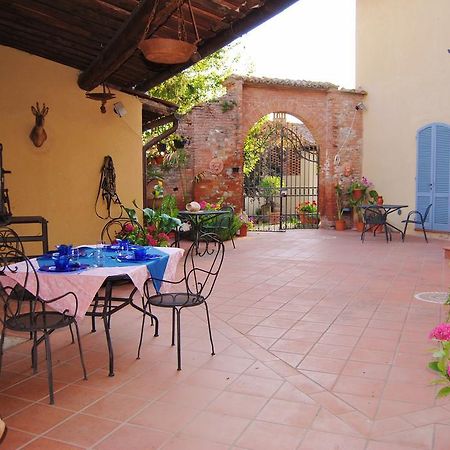 Il Colombaio, Siena -Appartamenti E Camere- Isola d'Arbia Exterior foto